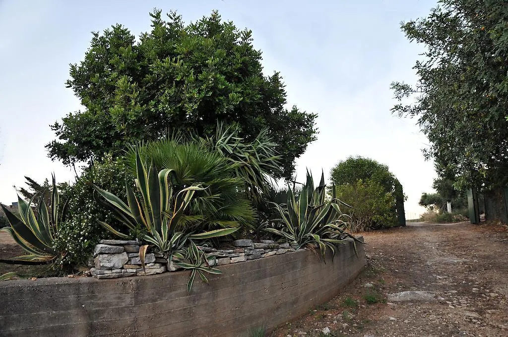 Casale La Macina Residence Scopello 2*, Scopello (Sicily)