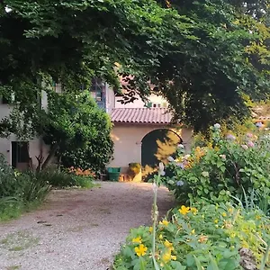 https://casale-del-cantico.it-lombardy.com