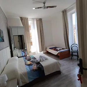 Hotel Eden Deiva Marina