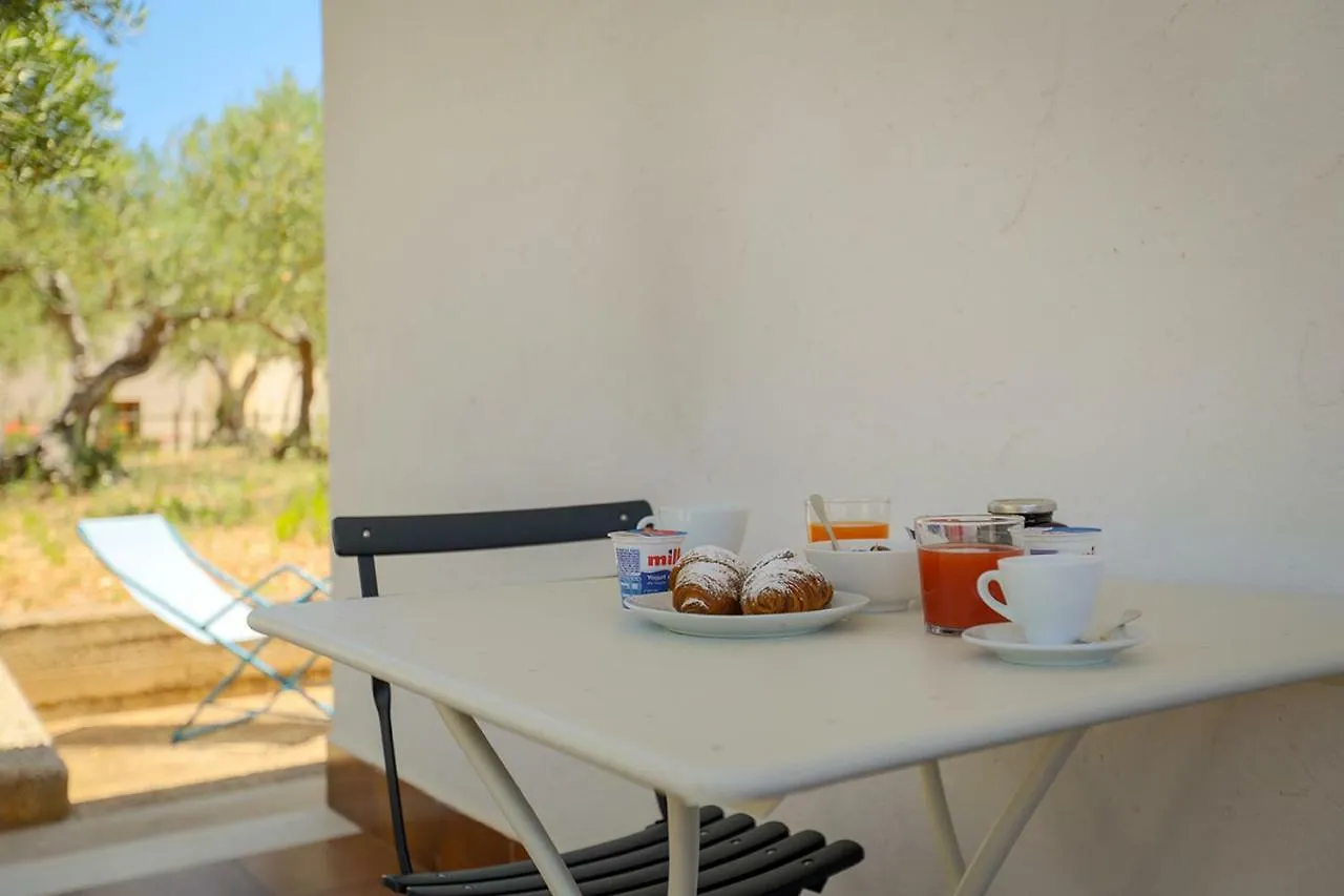 ** Apart Otel Casale La Macina Residence Scopello Scopello  İtalya